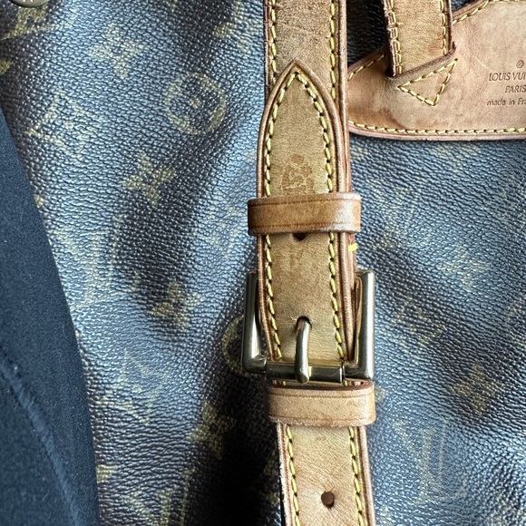 Louis Vuitton Monogram Montsouris MM Backpack (style discontinued by LV) - Picture 14 of 16